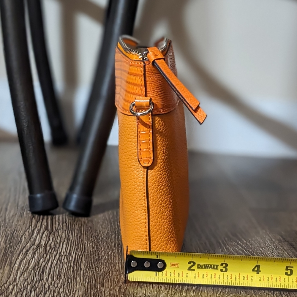 Calvin Klein Rita Crossbody - Flame Orange, NWT 🚨 DISCONTINUED!🚨 - Picture 11 of 13